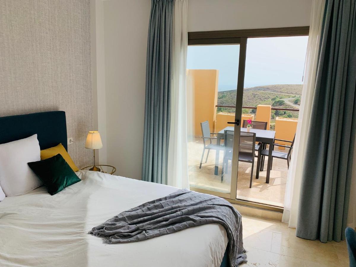 Апартаменты Quartiers Marbella Penthouse In Hacienda Cifuentes Benahavis Эстепона Экстерьер фото