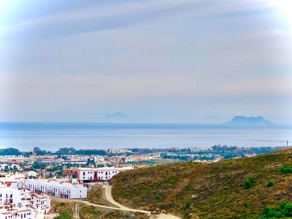 Апартаменты Quartiers Marbella Penthouse In Hacienda Cifuentes Benahavis Эстепона Экстерьер фото