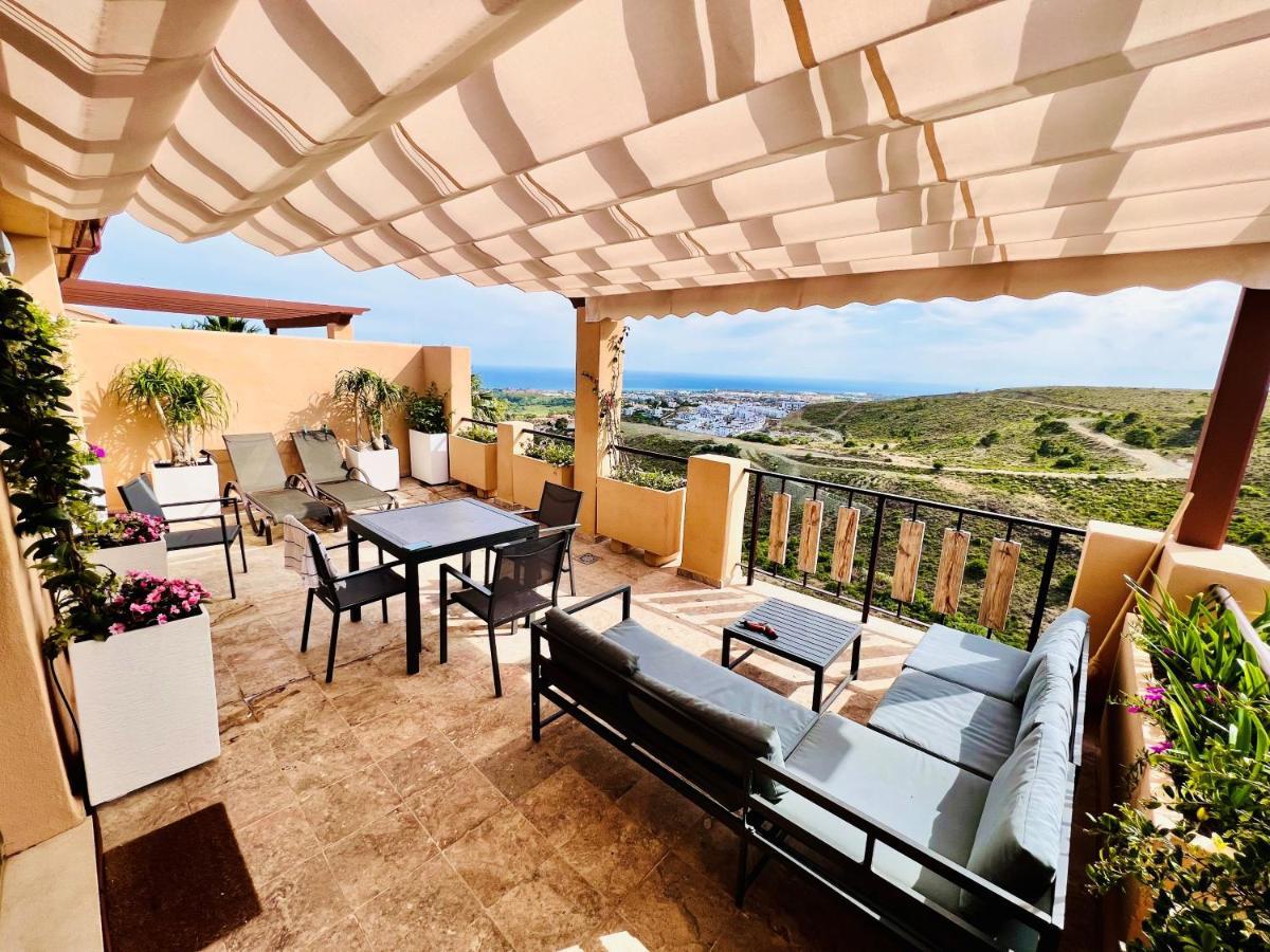 Апартаменты Quartiers Marbella Penthouse In Hacienda Cifuentes Benahavis Эстепона Экстерьер фото
